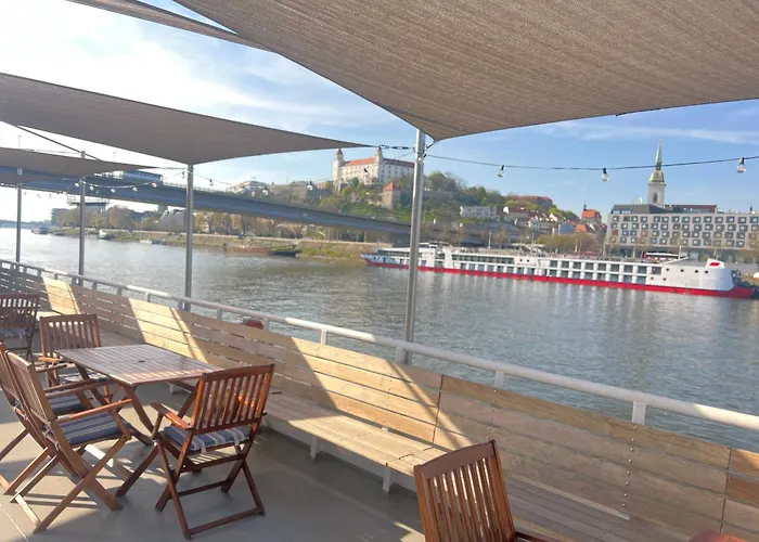 Trainstation Апартаменты *