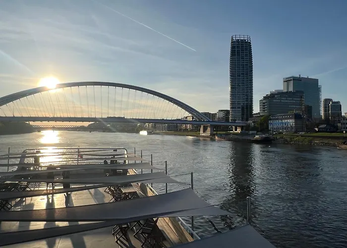 Trainstation Апартаменты