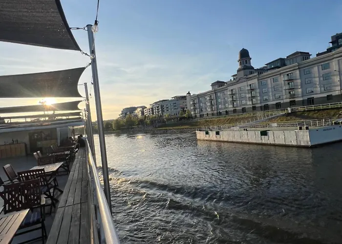 アパート Trainstation *